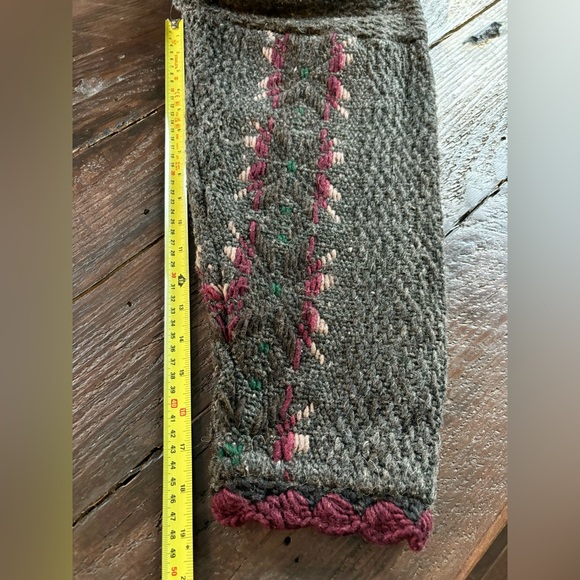 Vintage Ecuador Handmade 100% Wool Oversized Cardigan Sweater, Grey, SISANDINA - Picture 14 of 16